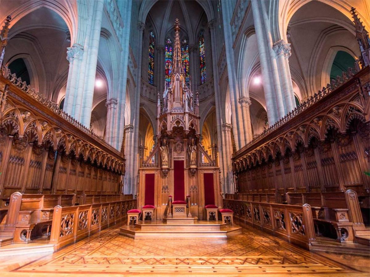 Interior de la catedral